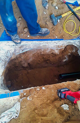 https://plumbercloverdale.com.au/uploads/2025/06/emergency-plumbing-201178.jpg